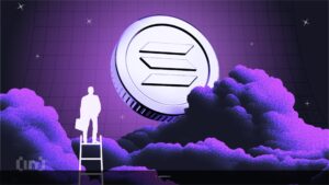 Solana Eyes Recovery as Investors Quitely Accumulate $345 Million Worth of SOL