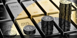 Is Bitcoin Heading for a ‘Parabolic Blowoff’ Mirroring Gold? Analysts Weigh In